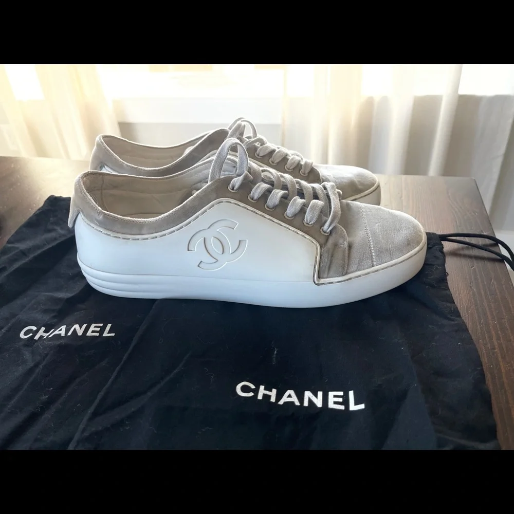 Chanel size 40 (US10) sneakers - Picture 1 of 6